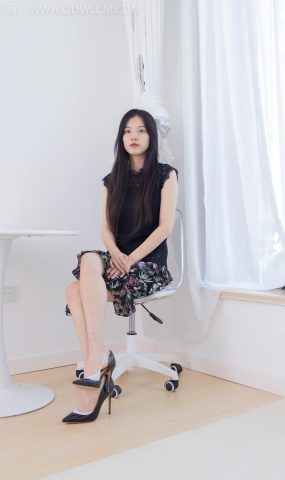 勿恋传媒 NO.1762 茯苓-前世今生[180P]