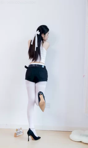 勿恋传媒 NO.2766 青提-高跟鞋、厚白丝[250P]