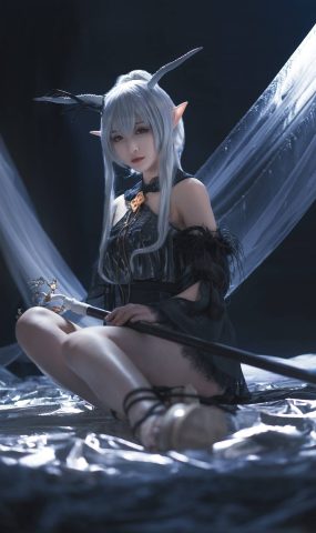 人气动漫Coser@铁板烧鬼舞 闪灵 在现浏览