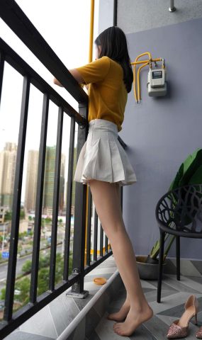 [kittyWawa袜小喵] KT194《滴到腿上了》在现浏览