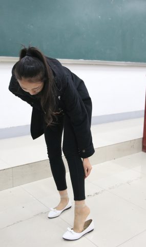 大西瓜爱牙膏-早期作品-Z4-3 短丝+裸足 (1) [187P]