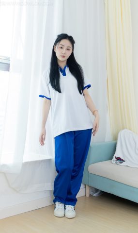 勿恋传媒 NO.2241 美兔-板鞋、黑往袜、校服裤里丝[116P]