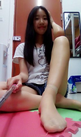 XUE妹校园寝室短丝系列011期 红萍[71P]