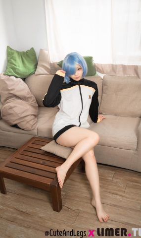 Limerence原创 NO.099 之之雷姆穿着你的外套出现啦~里面到底有没有穿[88P]