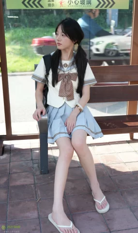 青柠映画 NO.048 – 阿慌 JK公交站[136P]