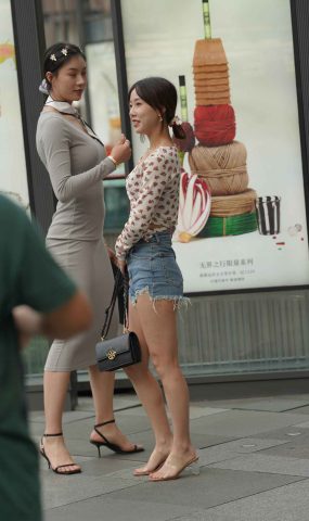 唯美街拍 NO.736 11月的热裤 [122P]