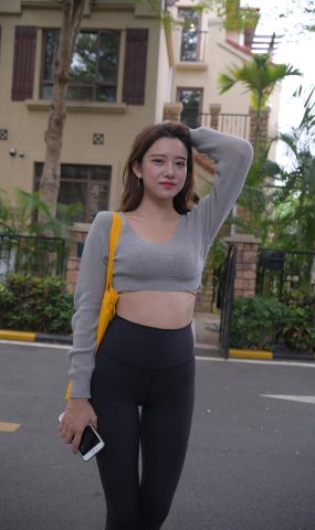 唯美街拍 NO.1150 黑色仅身瑜伽裤美女 (5) [84P]