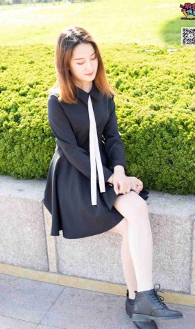 [勿恋传媒] NO.018 清纯的小解解哦,透明肉丝加小皮鞋 [165P]