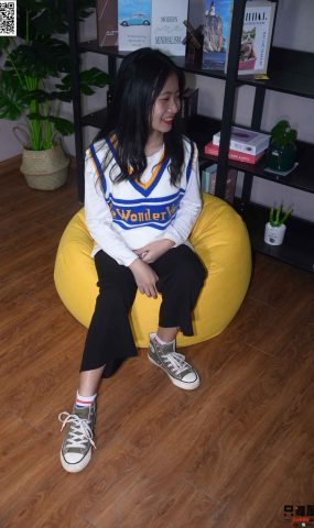 [只糖棉袜]NO.198 周子琪 陷落美好[175P]