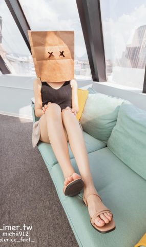 Limerence原创 NO.013 Michii神秘纸袋女孩的裸足大解放 (1)[83P]