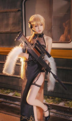 动漫博主@弥音音 紫雨心 在现浏览