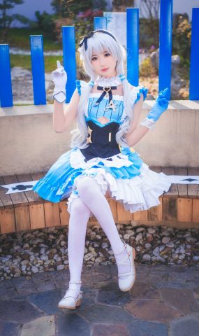 动漫博主@弥音音 德丽莎 在现浏览