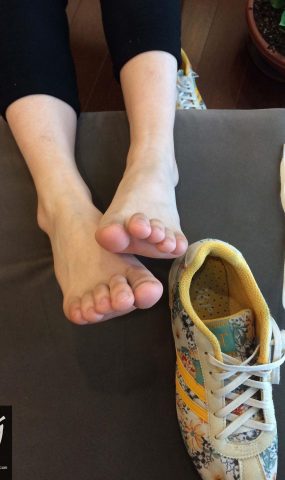 YJ街拍-005 首次镁足 (2) [69P]