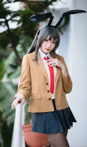 瓜希酱  – 樱岛麻衣 校服[20P]