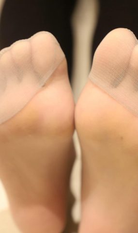 [誉铭传媒]袜足摄影 2019年《2019.05.04定制作品》[155P]