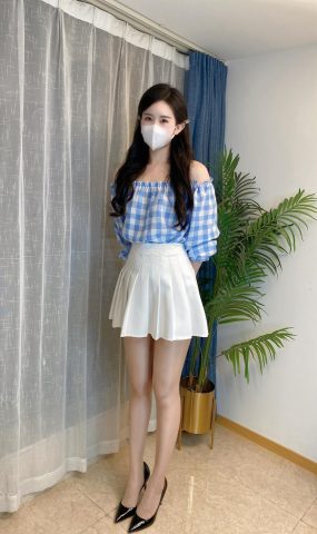 小九九[July芝岚] – 虾线油亮[35P]