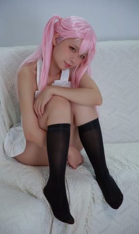 G44不会受伤 – 小黑围裙[20P]