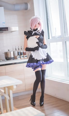 周叽是可爱兔兔 – 黑丝玛修[17P]