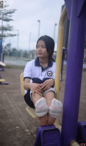 [只糖棉袜]NO.273 周子琪 夜雨初停的早晨[137P]