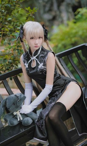 瓜希酱 – 穹妹 黑旗袍[14P]