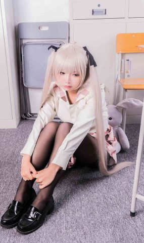 网荭Coser@面饼仙儿 黑丝穹妹 在现浏览