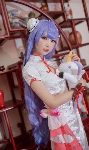 网荭Coser@面饼仙儿 旗袍 在现浏览