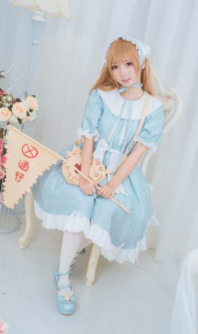 网荭Coser@面饼仙儿 血小板lolita 在现浏览