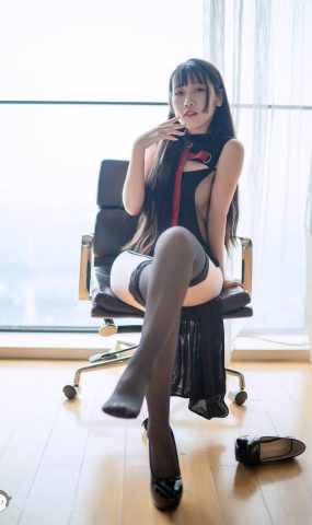 兔玩映画 B074 黑丝高跟鞋 在现浏览