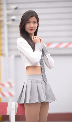 唯美街拍 NO.1104 灰色短裙女孩 （4）[84P]