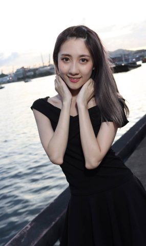 唯美街拍 NO.031 Elaine Chung 連衣裙絲襪涼高美腿 [73P]