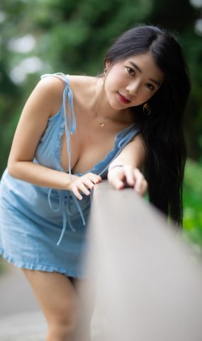 唯美街拍 NO.046 湘芹 藍吊帶連衣裙涼高美腿 [26P]