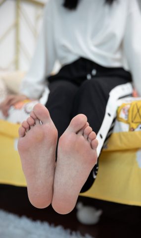 勿恋传媒 No.417 珊珊-萌新娃娃脸 [147P]