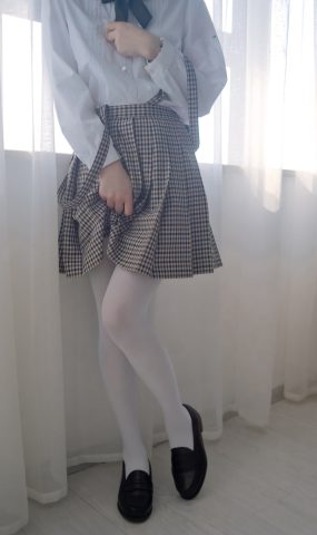 木花琳琳是勇者 – 名校大小姐爱欲沉沦 生〇台中学·前篇 [19P]