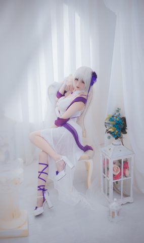网荭Coser@rioko凉凉子 天狼星 在现浏览