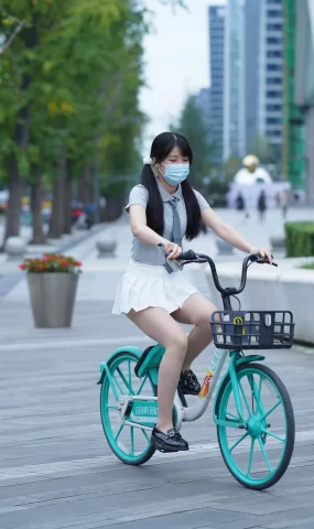 唯美街拍 NO.1037 美少女的心事 (4) [84P]