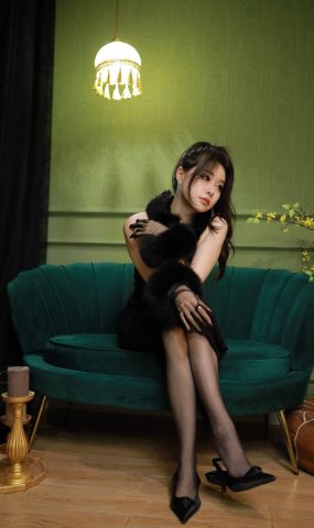 Sia不吃鱼  – 黑丝贵妇[98P]