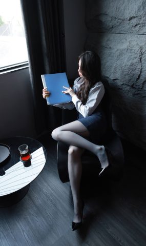 Sia不吃鱼 – 蕾SI边黑丝[137P]