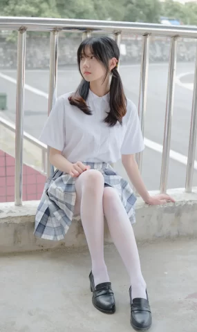 森萝财团写真 – 内部19 小七 JK白丝 13D[49P]