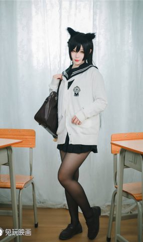 兔玩映画 C031 校服爱宕  在现浏览