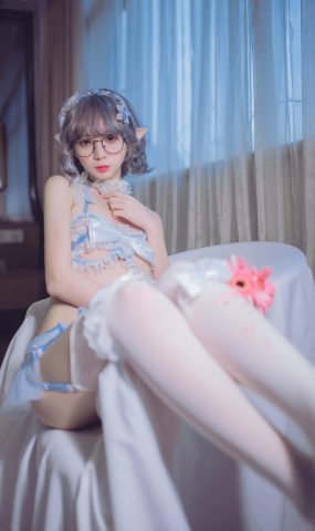 网荭Coser@疯猫ss 蓝色精灵 在现浏览