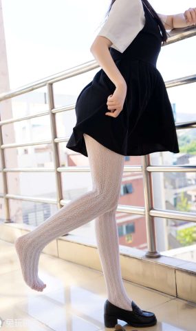 兔玩映画 C195 蕾SI袜 [40P]