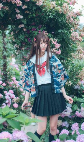 清纯少女 五更百鬼 – 无尽夏日 [6P]