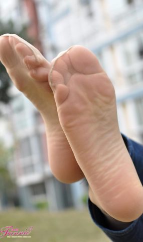 Fannie芬妮每足园 No.083 触摸阳光8 [30P]