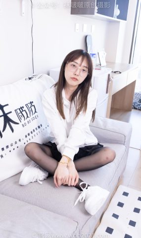 [BoBoSocks袜啵啵]NO.407 稚予-板鞋、黑丝[140P]