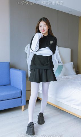 [BoBoSocks袜啵啵]NO.214 小沫-黑色运动鞋、厚白丝[142P]
