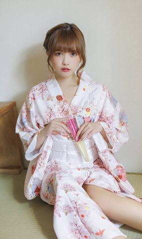 张思允 – 樱花少女[37P]