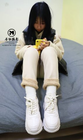 [誉铭传媒]袜足摄影 2019年 NO.083[100P]