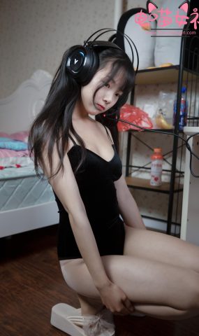 电喵女神 008 灵唯 黑纱王者 [17P]