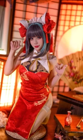 Zaya秋 – 碧蓝航线 柴郡 红旗袍[20P]