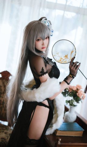 Coser瓜希酱福利  碧蓝航线 路易九世旗袍 [18P]